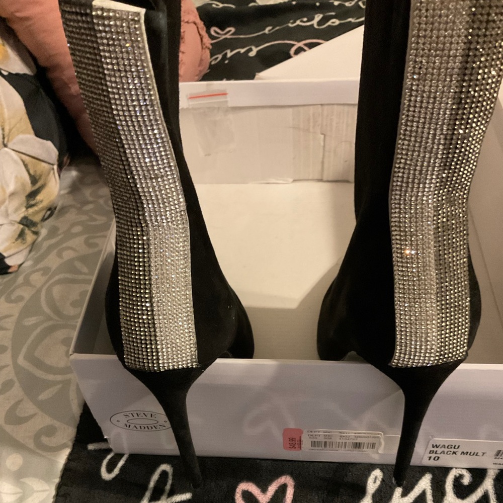Steve Madden stud booties